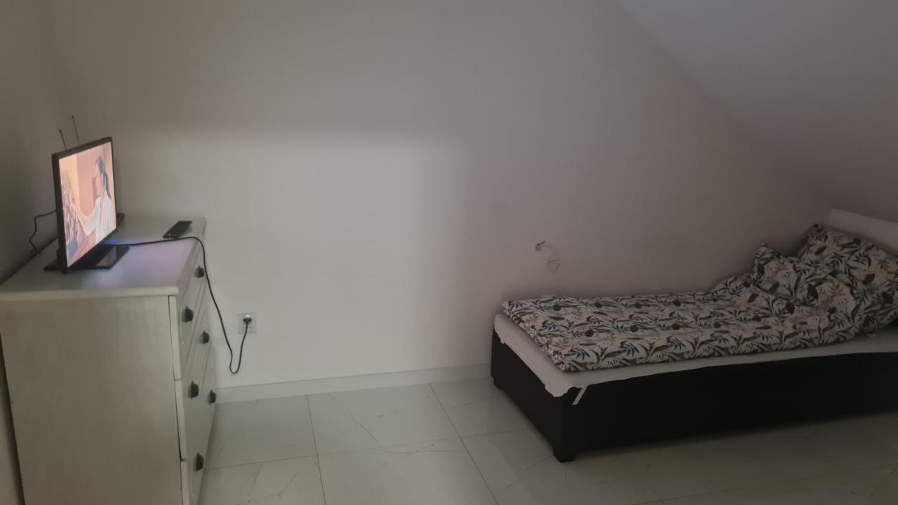 Naworol 5 Lägenhet Szczecin Exteriör bild
